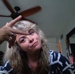 Meet your Posher, Candace